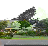 Anglea House Bed and Breakfast - Accommodation Resorts