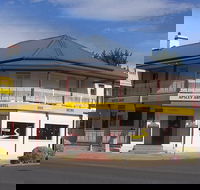 Apsley Arms Hotel - Accommodation Resorts