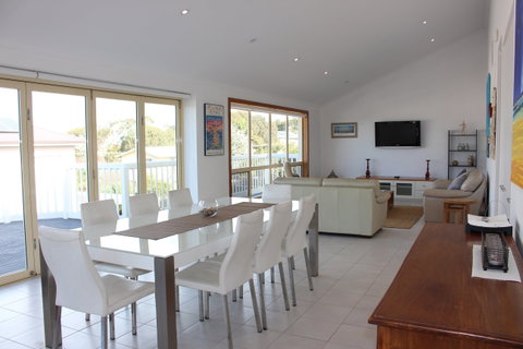 Breezes @ Hayborough - Accommodation Resorts 2