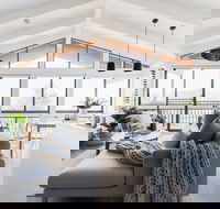 Eliza Lee One - Accommodation Resorts