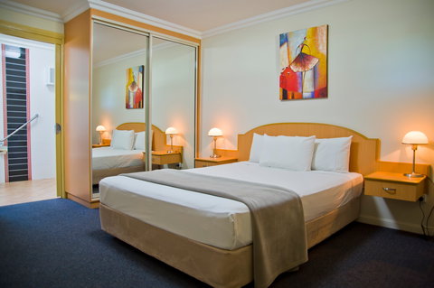 Motel Carnarvon - Accommodation Resorts 1