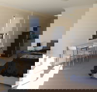 Poley Cow Studio - Accommodation Resorts