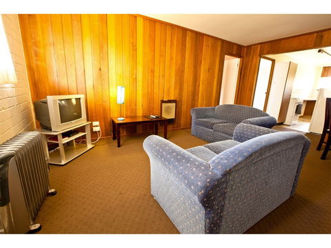 Snowy Mountains Resort - Accommodation Resorts 1