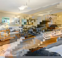 Blue Moon Cottages - Accommodation Resorts