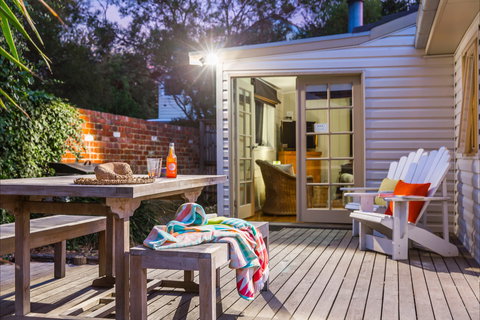 Blue Moon Cottages - Accommodation Resorts 2