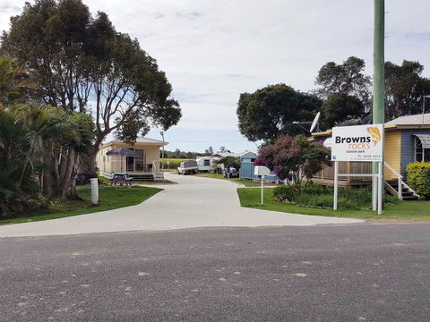 Browns Rocks Caravan Park - Accommodation Resorts 0