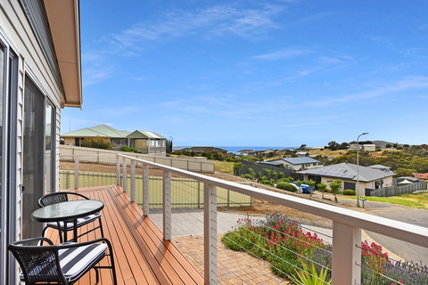 Fluke Court, Encounter Bay - Accommodation Resorts 1