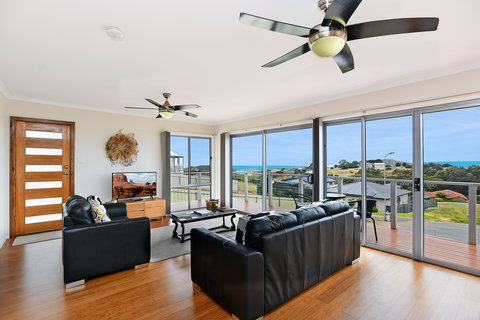 Fluke Court, Encounter Bay - Accommodation Resorts 2