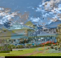 King of North Bay - Accommodation Resorts
