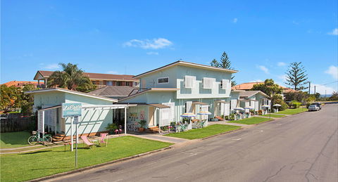 La Costa Motel - Accommodation Resorts 0