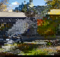 Mountain River House - Accommodation Resorts