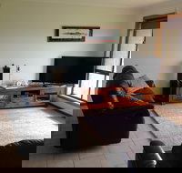 Springs Beach House - Accommodation Resorts