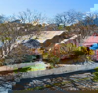 Sunday House - Maldon - Accommodation Resorts