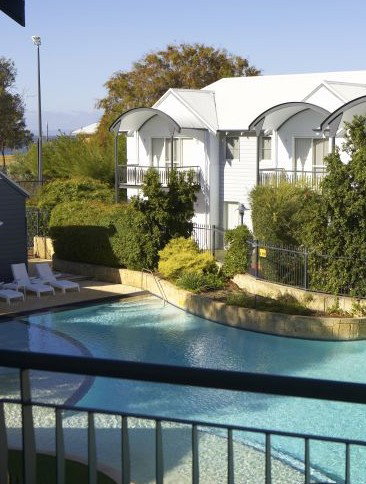 Mandurah Quay Resort - Accommodation Resorts 1