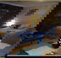 Henlie Park Bed  Breakfast - Accommodation Resorts