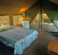 Lions Den Hotel - Accommodation Resorts