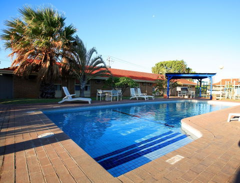 Best Western Hospitality Inn Carnarvon - Accommodation Resorts 0