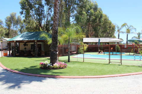 Mandurah Caravan And Tourist Park - Accommodation Resorts 4