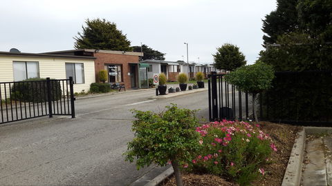 Bay View Holiday Village - Accommodation Resorts 0