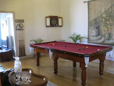 Classique Bed And Breakfast - Accommodation Resorts 2