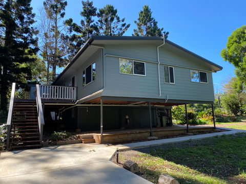 Clouds Mapleton - Accommodation Resorts 2