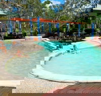 Colonial Village Cabins Camping and Tours - Accommodation Resorts