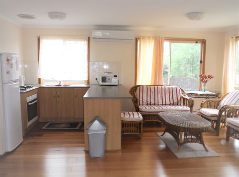 East End Tranquility - Accommodation Resorts 1