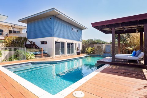 Fragrant Harbour - Accommodation Resorts 2