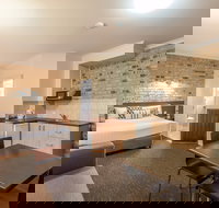 Highlander Motor Inn and Apartments - Accommodation Resorts