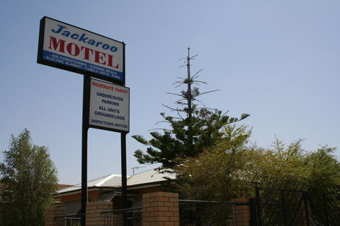 Jackaroo Apartments - Motel - Accommodation Resorts 1