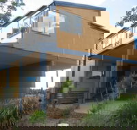 Lakes Beachfront Holiday Park - Accommodation Resorts