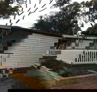 Lake Albert Caravan Park Meningie SA - Accommodation Resorts
