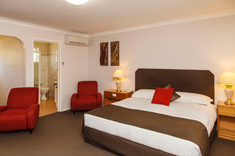 McNevins Maryborough Motel - Accommodation Resorts 2
