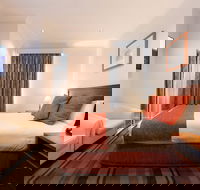 Mercure Canberra - Accommodation Resorts