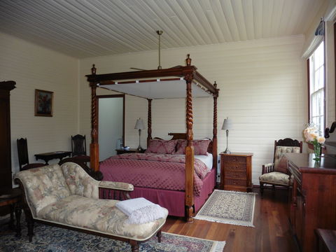 The Old School Bed And Breakfast - Accommodation Resorts 1