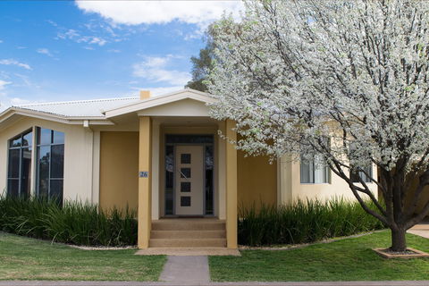 Tindarra Resort - Accommodation Resorts 1