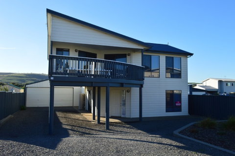 20 Albatross Ave - Hayborough - Accommodation Resorts 0