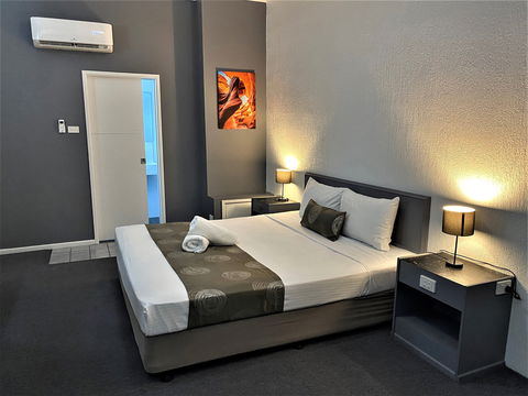 Archer Park Motel - Accommodation Resorts 0