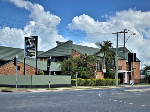 Archer Park Motel - Accommodation Resorts 1