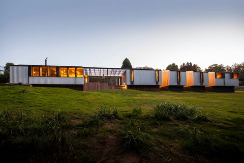 Dales Of Derby - Accommodation Resorts 0