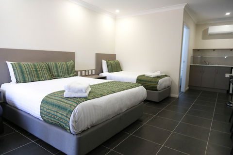 Exies Bagtown Motel - Accommodation Resorts 1