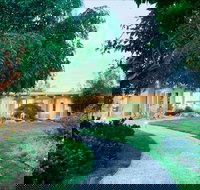 Lonsdale Park on the Yarra - Accommodation Resorts