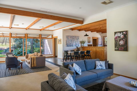 McLaren Vale Getaways - Accommodation Resorts 1