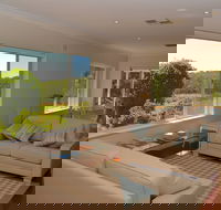 Pat and Ted's in the Piccadilly Valley - Accommodation Resorts