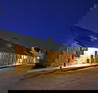 Paxton Square Cottages - Accommodation Resorts