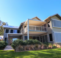 Pelican Escape 11