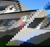 Red Door Retreat - Accommodation Resorts