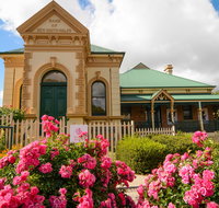Rosebank Guesthouse and Gallery - Accommodation Resorts