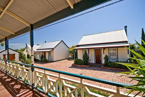 Torquay 1903 Period Cottages - Accommodation Resorts 0