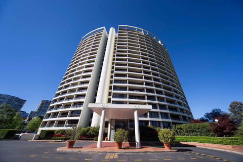BreakFree Capital Tower - Accommodation Resorts 0